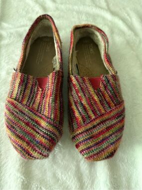 Toms Striped Knit 6.5 6 1/2